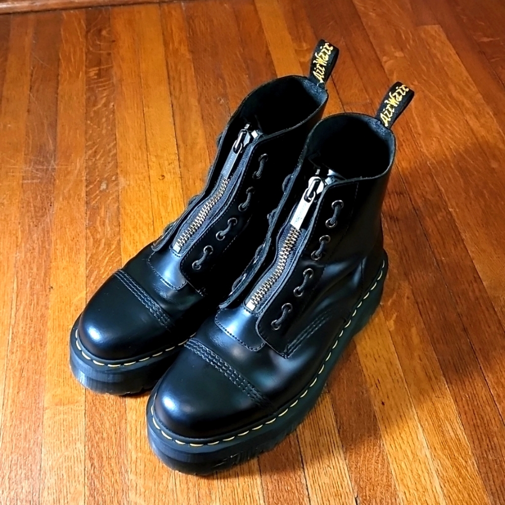 DR MARTEN JADON SINCLAIR STYLE FIERCE PLATFORM COMBAT boot